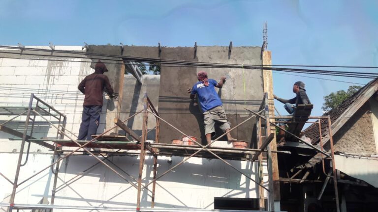 renovasi gedung balai rw