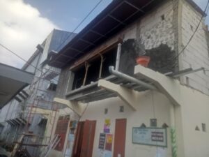 Renovasi Gedung Balai RW